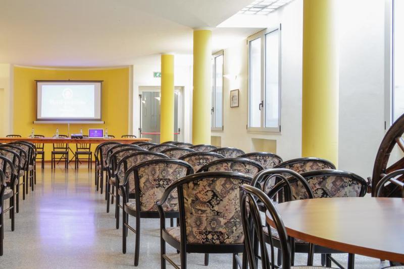 Hotel Postumia Dossobuono Exterior foto